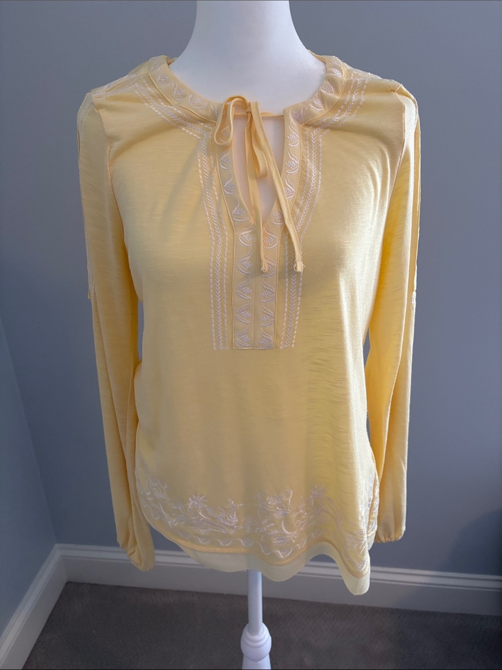White House Black Market Pale Yellow Embroidered Tie-Neck Blouse